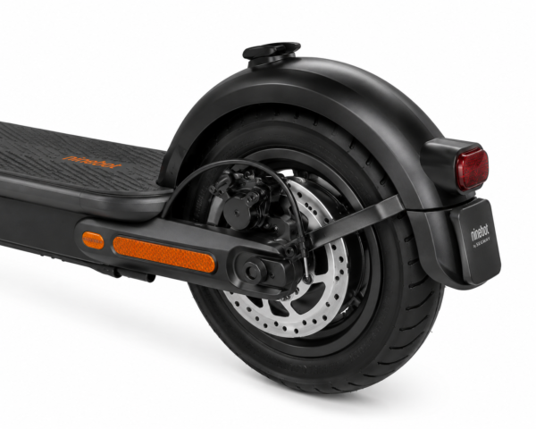 ChatGPT Image 31 août 2026, 11_52_42 Monopattino elettrico Ninebot by Segway E3 Pro E