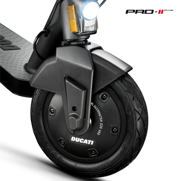 ducati-pro-II-plus-monopattino-elettrico (4) Ducati PRO-II PLUS Monopattino Elettrico